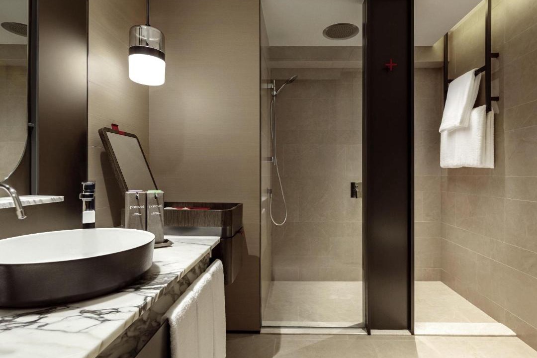 Photo of Bathroom in Colonial District