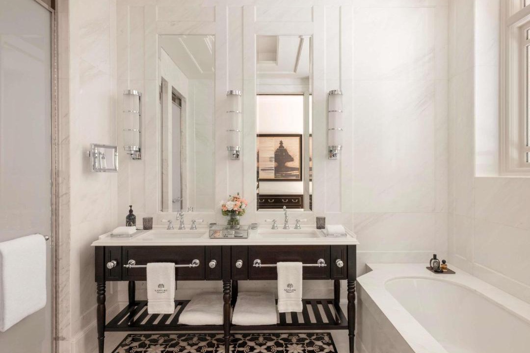 Photo of Bathroom in Colonial District