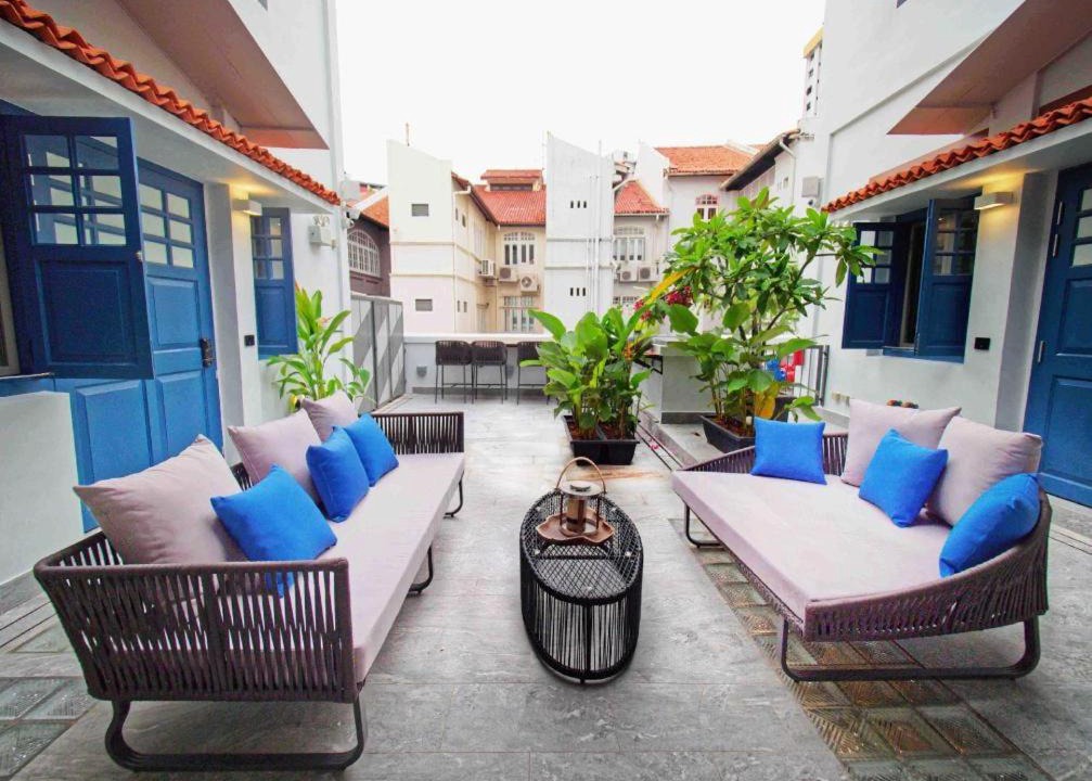Photo of Patio Balcony in Chinatown