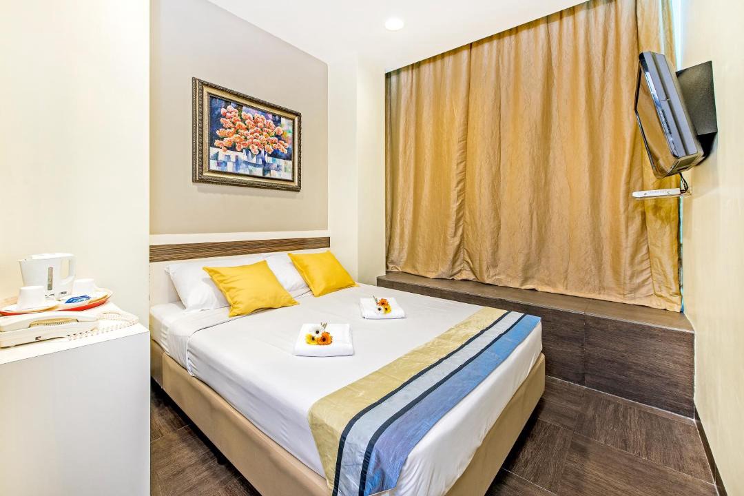 Photo of Bedroom in Colonial District