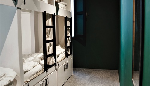 Private Room for 8 Persons