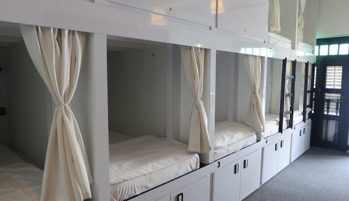 Private Room for 7 Persons