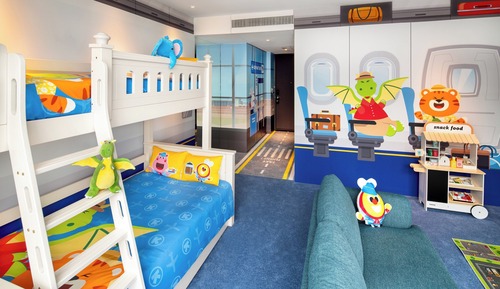 Kiztopia Family Theme Room, Club Lounge Access