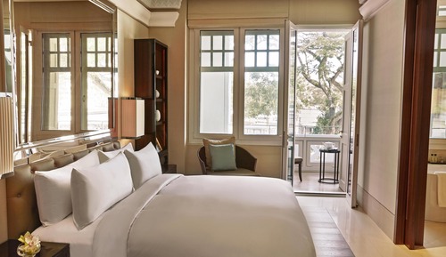 Room, 1 King Bed (Heritage)
