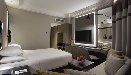 Grand Deluxe Room