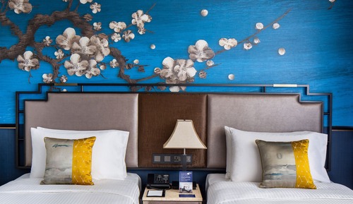 Signature Twin Room
