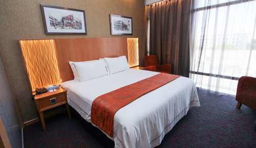Deluxe Single Room - No Housekeeping