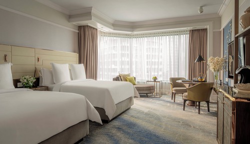 Premier Room, 2 Queen Beds (Family)