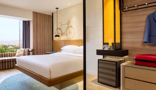 Club Room, 1 King Bed