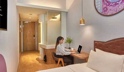 Room (Side By Side)