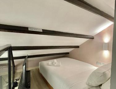 Loft Single (No Window)