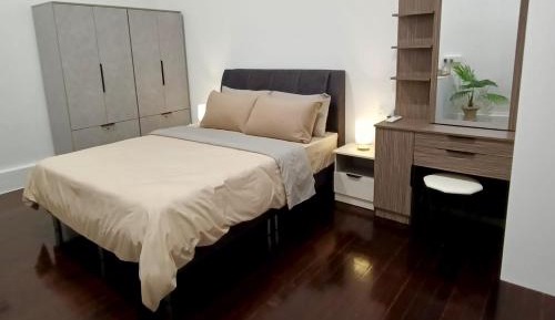 Double or Twin Room with Private Bathroom