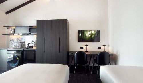 Premier Studio