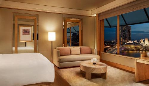 Deluxe Marina, 1 King Bed, Marina Bay View