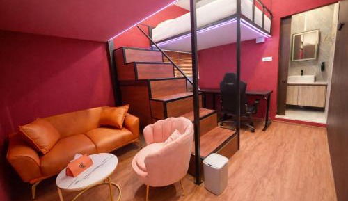 Deluxe Family, Window, Private Bathroom