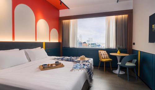 Deluxe Plus King or Twin Room