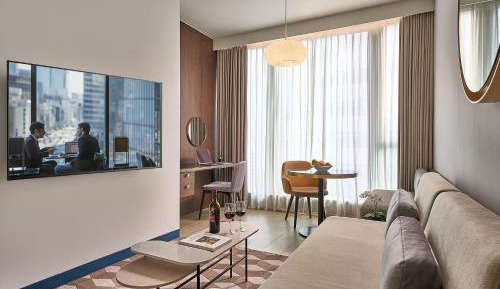 Premier Suite