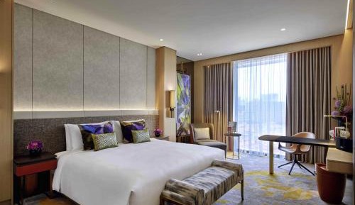 Luxury Premium Room, 1 King Bed, High Floor
