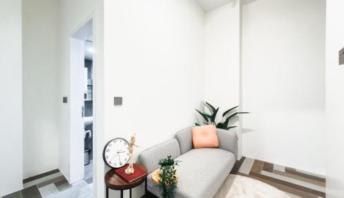 Standard Single Room, Shared Bathroom