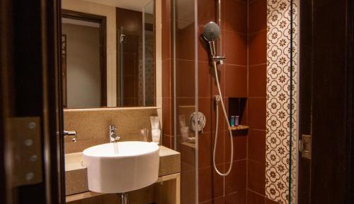 Tyrwhitt Superior Room