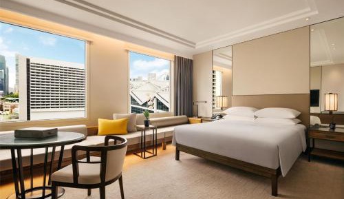 Deluxe King Room