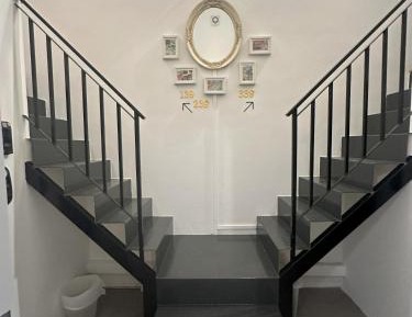 Single Room with Shared Bathroom