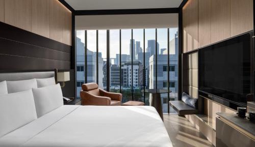 Classic King Room - Club Lounge Access