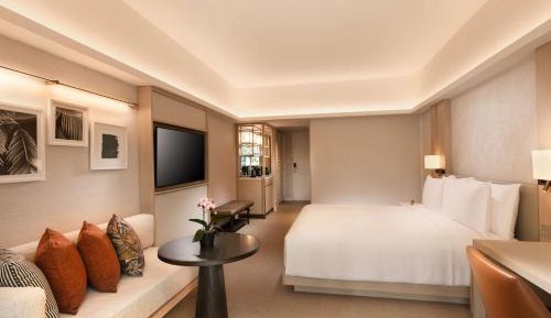 King Premium Balcony Room