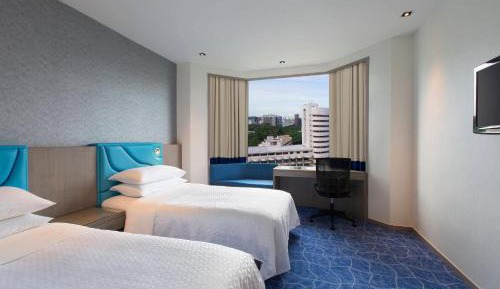 Deluxe Room, 2 Twin, City View