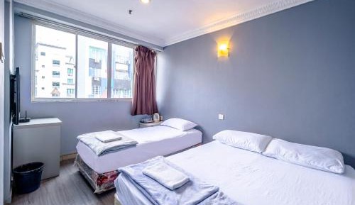 Grand Triple Room