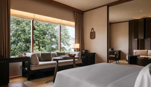 Capella Suite