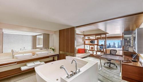 Pacific Club Select Studio, 1 King Bed, Marina Bay View, Lounge Access, High Floor