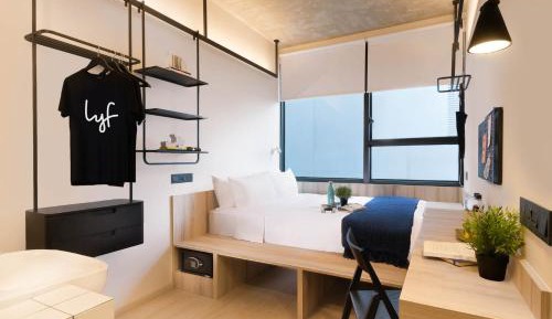 Studio with Queen Bed - One of a Kind