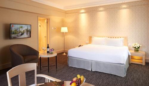Deluxe King Room