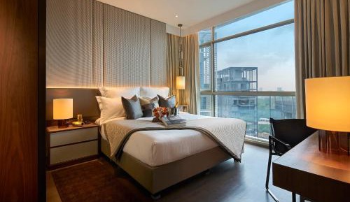 One-Bedroom Pierre Suite