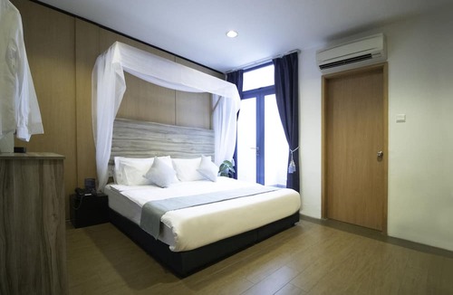 Colonial District Hotel | Victoria Hotel, a NuVe Group Collection