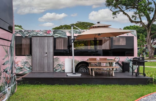 South East Division Resort | The Bus Collective