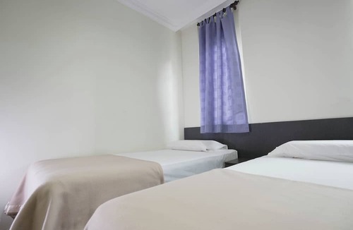 Geylang Hotel | Amrise Hotel