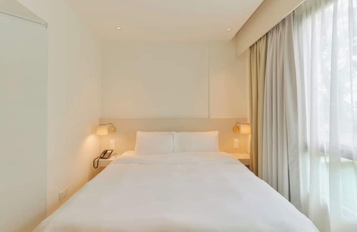 South East Division Hotel | Changi Cove