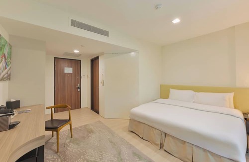 South East Division Hotel | Changi Cove