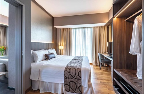 Queenstown Hotel | Park Avenue Rochester