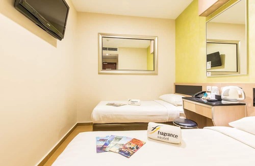 Queenstown Hotel | Fragrance Hotel - Ocean View