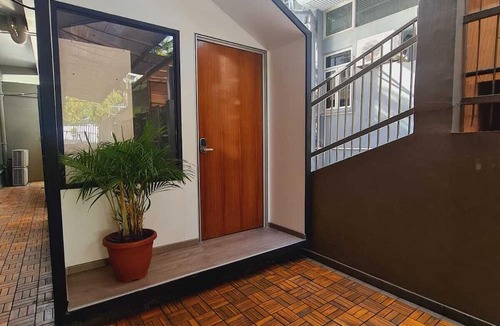 Queenstown House | K2 Guest House