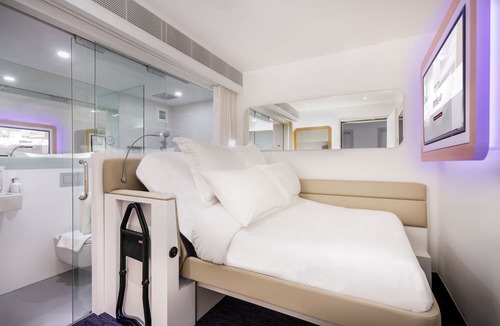 South East Division Hotel | YOTELAIR Singapore Changi Airport