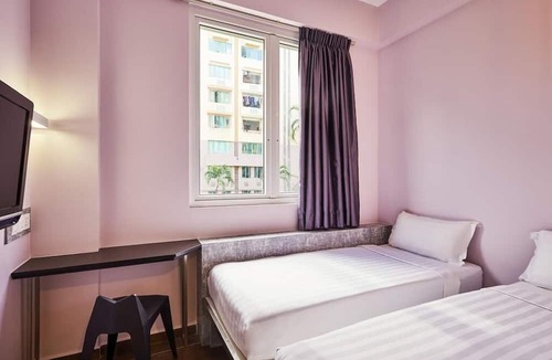 Red Light District Hotel | ibis budget Singapore Pearl