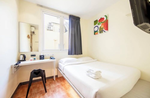 Balestier Road Hotel | Fragrance Hotel - Rose