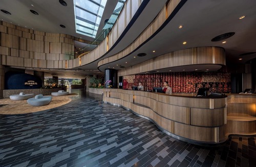 South East Division Hotel | Crowne Plaza Changi Airport by IHG