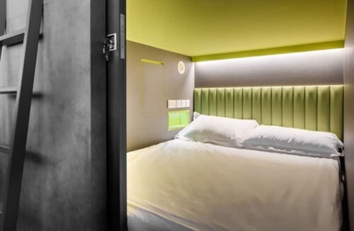 Downtown Singapore Hotel | Circular House