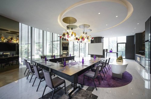 Orchard Hotel | Mercure Singapore On Stevens