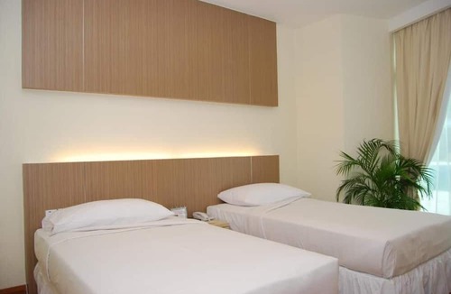 Queenstown Cabin | Republic of Singapore Yacht Club